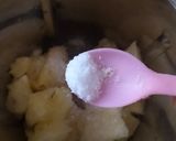 A picture of step 3 of Pineapple juice.