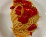 Foto del passaggio 4 della ricetta Spaghetti ai due pomodorini