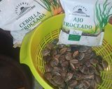 Foto del paso 1 de la receta: Fideos de arroz con almejas y gambas