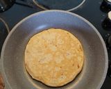 A picture of step 4 of Almond flour, strawberry pan cake.