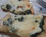 Foto del paso 6 de la receta: Pizza blanca de espinacas y quesos