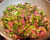 Foto del paso 3 de la receta Ensalada templada de garbanzos y kale