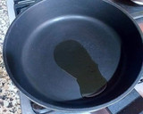 Foto del paso 2 de la receta: Arroz con roux de curry japonés, huevas y cocochas de calamar