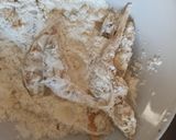 Foto langkah ke 2 dari resep Ikan Asin Bulu Ayam Goreng Krispi.
