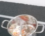 Hình bước làm 2 của món Mỳ Spaghetti hải sản sốt