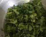 धनिया पुदीना की चटनी (Dhaniya pudina ki chutney recipe in Hindi) रेसिपी चरण 1 फोटो