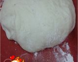 Foto langkah ke 5 dari resep Pizza Homemade.