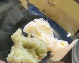 A picture of step 2 of Paneer Makhani.