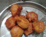 A picture of step 7 of Aloo wara.