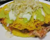 Foto del paso 9 de la receta: Arepa🥯rellena🥩de salteado de carne🧀y verduras🍱🥑🧆