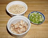 A picture of step 3 of STIR-FRY SHRIMPS WITH SHIITAKE MUSHROOMS, OYSTER SAUCE AND QUINOA.