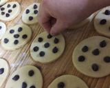 Foto del paso 4 de la receta: Galletas 🍪 con chips de chocolate 🍫