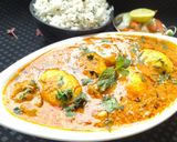 रेस्टॉरंट स्टाईल अंडा करी (anda curry recipe in marathi) रेसिपी स्टेप 6 फोटो 