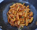 A picture of step 2 of Onion potato chips stir fry shak.