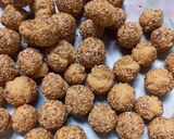 Foto langkah ke 8 dari resep Onde ketawa wijen.