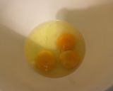Une image de l'étape 2 de Gâteau fondant au mascarpone, miel, citron et amandes.