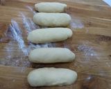 Hình bước làm 3 của món Bánh mì xúc xích phô mai