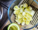 Görög töltött cukkini recept fázis 1 fotója