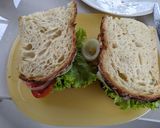 Foto langkah ke 6 dari resep Sourdough bread sandwich with chicken barbeque.