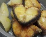 Rui Macher Jhol Aloo diye/Rohu Fish gravy with Potatoes recipe step 1 photo