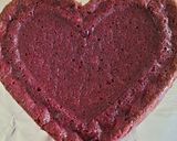A picture of step 2 of Red velvet cake with cheese cream frosting.