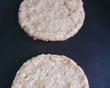 Foto del paso 3 de la receta: Alfajor de avena y manteca de maní en sartén🌼