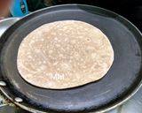 A picture of step 4 of Finger Millet Roti.