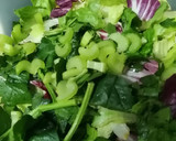 Foto del paso 1 de la receta: Ensalada de pollo rostizado