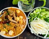 รูปขั้นตอนการทำที่ 4 ของ น้ำยาขนมจีนกะทิตีนไก่ลูกชิ้นปลา
