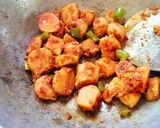 A picture of step 7 of Crispy Arbi masala.