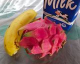 Foto langkah ke 1 dari resep 409.Smoties Dragon Fruit (Buah naga pisang ceria).