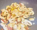 Foto langkah ke 2 dari resep Spaghetti Carbonara Mushroom.