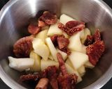 A picture of step 1 of Apple Fig Smoothie Bowl.