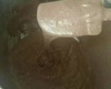 Foto langkah ke 5 dari resep BRONKETEM (brownies kukus ketan item).