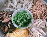 Hình bước làm 2 của món Bún Thang Chay