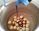 Foto langkah ke 2 dari resep Sate Telur Puyuh Coklat.
