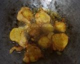 Foto langkah ke 2 dari resep Kentang goreng tepung.