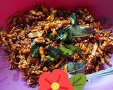 Foto langkah ke 8 dari resep Kering tempe pedas manis aroma jeruk.