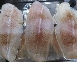 Foto del paso 3 de la receta: Lenguado en salsa de Marisco