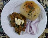 A picture of step 3 of Paao Bhaaji.