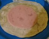 Foto del paso 2 de la receta: Sincronizadas especiales de doble queso 🧀🌮🧀