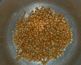 A picture of step 2 of Homemade pop corns.