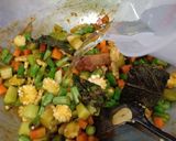 Foto langkah ke 3 dari resep Oseng Sayuran.