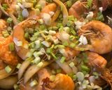 Foto langkah ke 3 dari resep Udang Saus Pedas Manis.