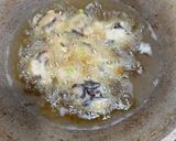 Foto langkah ke 3 dari resep 368. Cucur Bawang Jamur.
