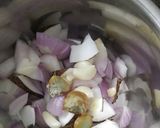 A picture of step 1 of Misal Pav.