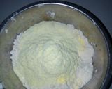 A picture of step 1 of Milky spicy pancake.
