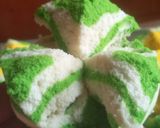 Foto langkah ke 7 dari resep Bolu Kukus mekar Soda.