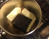 Foto del passaggio 1 della ricetta Tortini al cioccolato extra fondente con cuore di marmellata