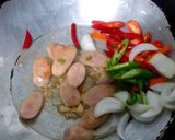 รูปขั้นตอนการทำที่ 3 ของ แหนมไก่ผัดพริก